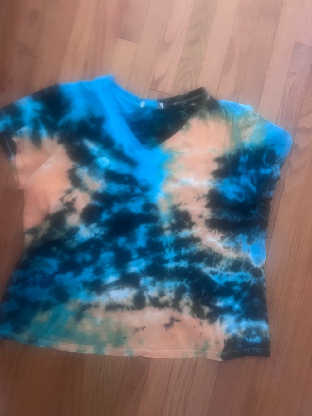 Tie-Dye V-Neck Tee in Blue, Black & Orange